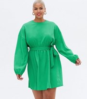 New Look Curves Green Crinkle Long Sleeve Mini Dress